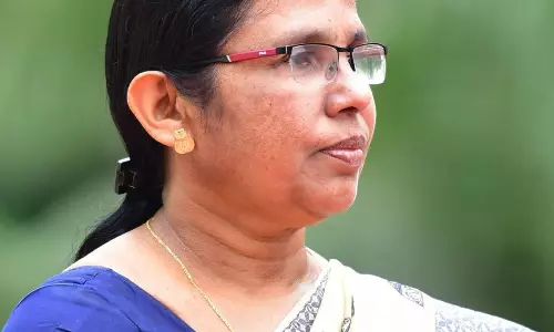 ഇരയുടെ മനസറിയാത്തവര്‍ക്ക് സാംസ്കാരിക പ്രവർത്തകരാവാൻ അവകാശമില്ലെന്ന് ശൈലജ ടീച്ചര്‍