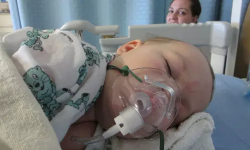 കുഞ്ഞിന്റെ ശരീരത്തിനുള്ളില്‍  കണ്ടെത്തിയത് 9 സൂചികള്‍; ഭൂതബാധ ഏല്‍ക്കാതിരിക്കാന്‍ ചെയ്തതെന്ന് സംശയം