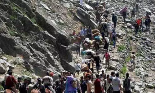 നേപ്പാളില്‍ കുടുങ്ങി കിടന്ന 104 ഇന്ത്യക്കാരെ രക്ഷപ്പെടുത്തി