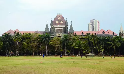 ആക്ടിവിസ്റ്റുകളുടെ അറസ്റ്റ്: പൊലീസിന് ബോംബെ ഹൈക്കോടതിയുടെ രൂക്ഷ വിമര്ശനം ആക്ടിവിസ്റ്റുകളുടെ അറസ്റ്റ്: പൊലീസിന് ബോംബെ ഹൈക്കോടതിയുടെ രൂക്ഷ വിമര്ശനം