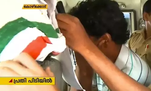 കോഴിക്കോട് ധനകാര്യ സ്ഥാപന ഉടമയെ തീ കൊളുത്തി കൊന്ന കേസിലെ പ്രതി പിടിയില് കോഴിക്കോട് ധനകാര്യ സ്ഥാപന ഉടമയെ തീ കൊളുത്തി കൊന്ന കേസിലെ പ്രതി പിടിയില്