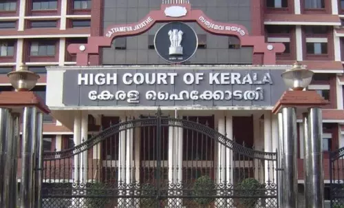 പാനായിക്കുളം കേസ്; കേരള പൊലീസിന്റേത് ഏകപക്ഷീയ മുസ്ലിം വേട്ട പാനായിക്കുളം കേസ്; കേരള പൊലീസിന്റേത് ഏകപക്ഷീയ മുസ്ലിം വേട്ട