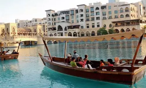 ദുബൈയിലെ യാത്രക്കാര്‍ക്കും വിനോദസഞ്ചാരികള്‍ക്കും ഒരുപോലെ പ്രിയം ഈ അബ്രകള്‍