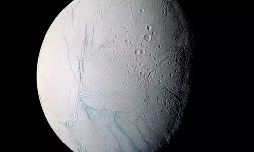 ശനിയുടെ ഉപഗ്രഹത്തില്‍ ജീവന്‍ നിലനിര്‍ത്താനാവശ്യമായ ഘടകങ്ങളുണ്ടെന്ന് കാസിനി