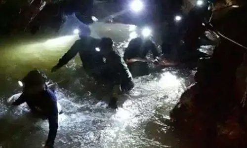 തായ്‍ലാന്റ്; ഗുഹയില്‍ കുടുങ്ങിയ അവശേഷിക്കുന്നവരെ കൂടി പുറത്തെത്തിക്കാനുള്ള രക്ഷാദൌത്യം ഇന്നും തുടരും