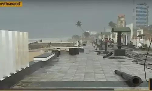 മൊഞ്ചത്തിയായി കോഴിക്കോട് സൗത്ത് ബീച്ച്