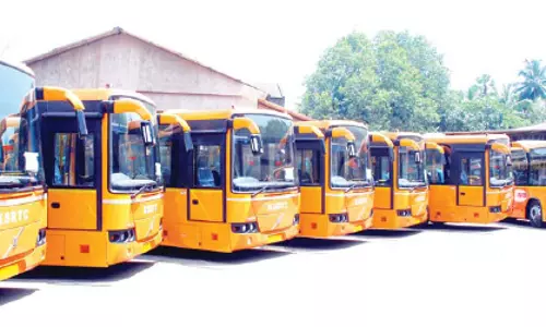 വിമാനത്താവളങ്ങളിൽ ഇറങ്ങിയാൽ ഇനി ബസില്‍ നാട്ടില്‍ പോകാം...