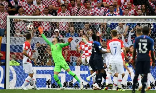 കലാശപ്പോരില്‍ ഗോള്‍മഴ; ഗോളുകള്‍ കാണാം 