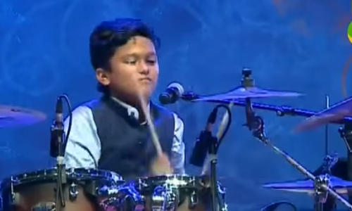 മഴയായി പെയ്ത് സൂപ്പര്‍ കിഡ്‌സ് ബാന്‍ഡും ബോംബെ ജയശ്രീയും 