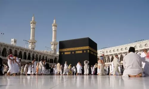 മസ്ജിദുല്‍ ഹറാം നിറഞ്ഞു കവിഞ്ഞു