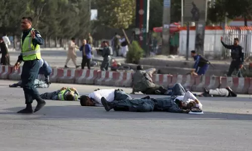 അഫ്ഗാന് വൈസ് പ്രസിഡന്റിനെ ലക്ഷ്യം വെച്ച് കാബൂളില് ചാവേര് സ്ഫോടനം: 14 മരണം അഫ്ഗാന് വൈസ് പ്രസിഡന്റിനെ ലക്ഷ്യം വെച്ച് കാബൂളില് ചാവേര് സ്ഫോടനം: 14 മരണം