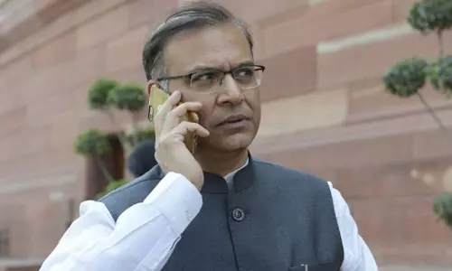 ആള്‍ക്കൂട്ട കൊലക്കേസിലെ പ്രതികള്‍ക്ക് സ്വീകരണം; കേന്ദ്രമന്ത്രിക്കെതിരെ പ്രതിഷേധം ശക്തമാക്കി കോണ്‍ഗ്രസ്