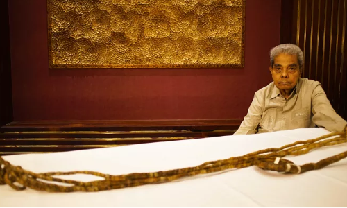 ലോകത്തിലെ ഏറ്റവും നീളം കൂടിയ കൈ നഖങ്ങള്‍ ഇനി റിപ്ലിയുടെ മ്യൂസിയത്തില്‍ കാണാം