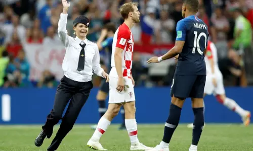 ‘പുസ്സി റയറ്റ്’ അംഗങ്ങളെ ജയിലിലടച്ചു; റഷ്യക്കെതിരെ യൂറോപ്യന്‍ മനുഷ്യാവകാശ കോടതി 