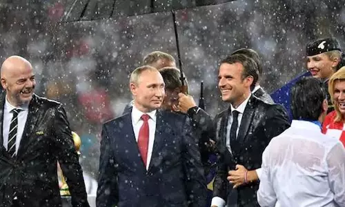 കളി കാണാന്‍ റഷ്യയിലെത്തിയവര്‍ക്ക് പുടിന്റെ സമ്മാനം 