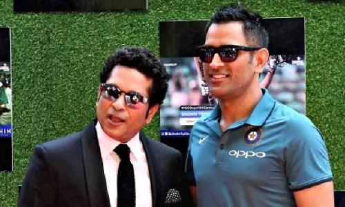 ധോണി വിരമിക്കണോ ? സച്ചിന്റെ മറുപടിയിങ്ങനെ...