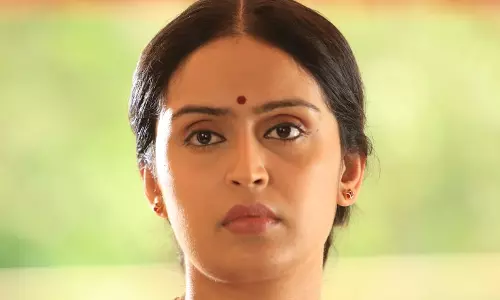 ഒരു യമണ്ടന്‍ പ്രേമകഥയിലൂടെ നന്ദിനി വീണ്ടും മലയാളത്തിലേക്ക്