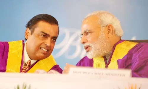 ജിയോ ഇന്‍സ്റ്റിറ്റ്യൂട്ടിന് ശ്രേഷ്ഠ പദവി; പ്രതിഷേധം ശക്തം