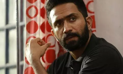 സിനിമയിലെ ജൂനിയർ ആർട്ടിസ്റ്റ് ആണെന്ന് പറയുന്നത് സമ്പന്നതയുടെ പ്രതീകമല്ല; ഹനാന് പിന്തുണയുമായി ഷൈന്‍ ടോം ചാക്കോ