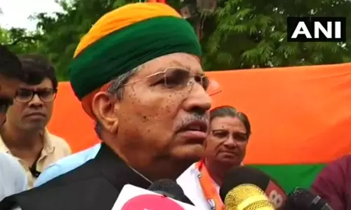 മോദി പ്രശസ്തനാവുമ്പോള്‍ ആള്‍ക്കൂട്ടകൊലപാതകങ്ങള്‍ സംഭവിക്കുമെന്ന് കേന്ദ്ര മന്ത്രി