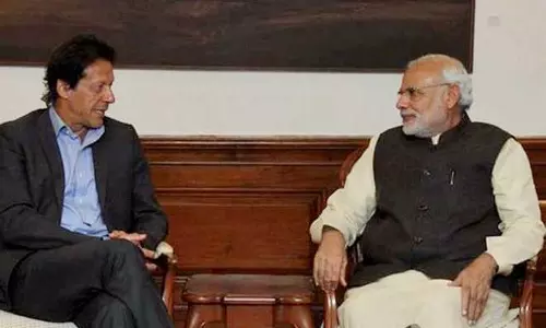 ഇന്ത്യ - പാക്ക് ചർച്ചകൾ പുനരാരംഭിക്കാൻ സന്നദ്ധത അറിയിച്ച് മോദിക്ക് ഇമ്രാൻഖാന്റെ കത്ത് ഇന്ത്യ - പാക്ക് ചർച്ചകൾ പുനരാരംഭിക്കാൻ സന്നദ്ധത അറിയിച്ച് മോദിക്ക് ഇമ്രാൻഖാന്റെ കത്ത്