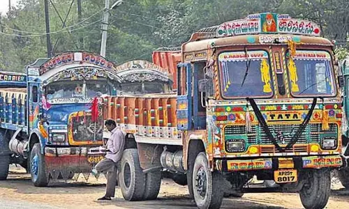 ലോറി സമരം അഞ്ചാംദിവസം: പഴം, പച്ചക്കറി വില വര്‍ധിക്കുമെന്ന് ആശങ്ക