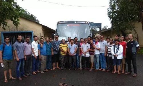 മഹാരാഷ്ട്രയില്‍ ബസ് മറിഞ്ഞ് 33 മരണം