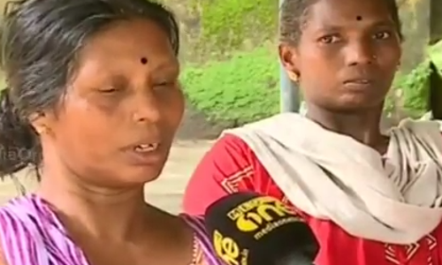 ചെളിയും ‌ഈര്‍പ്പവും നിറഞ്ഞ് വാസയോഗ്യമല്ലാതെ എഴീക്കാട് കോളനി നിവാസികളുടെ വീടുകള്‍