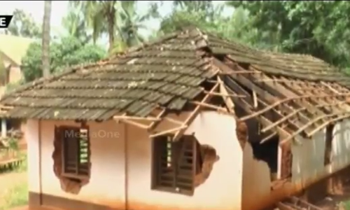 പാലക്കോട് മദ്രസ കെട്ടിടം ഒരു സംഘം അടിച്ചു തകര്‍ത്തു; മുസ്‍ലിം ലീഗാണ് അക്രമത്തിന് പിന്നിലെന്ന് കാന്തപുരം വിഭാഗം