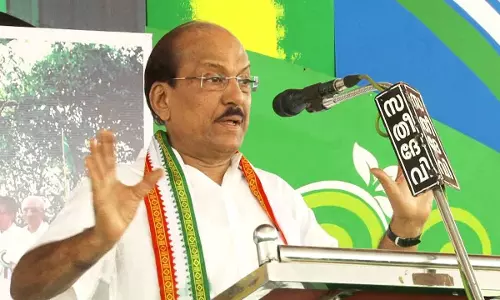 കരിപ്പൂരില്‍ വലിയ വിമാനങ്ങള്‍ പറക്കുവരെ വരെ പാര്‍ലമെന്റിനകത്തും പുറത്തും സമരമെന്ന് കുഞ്ഞാലിക്കുട്ടി