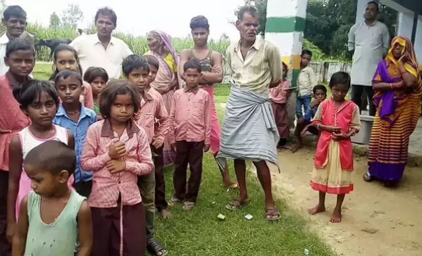 പട്ടികജാതിക്കാരി പാചകം ചെയ്ത ഭക്ഷണം കഴിക്കില്ലെന്ന്  വിദ്യാര്‍ഥികള്‍ 