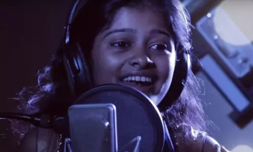 ഹനാന്‍ പാടി; വിളിച്ചത് അഭിനയിക്കാനാണെങ്കിലും...  