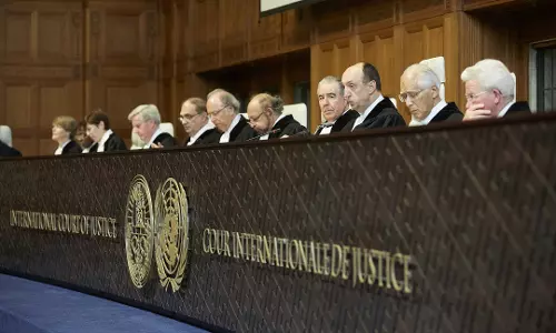 ഉപരോധം നീക്കണമെന്ന് ആവശ്യപ്പെട്ട് ഇറാന്‍ അന്താരാഷ്ട്ര കോടതിയെ സമീപിച്ചു