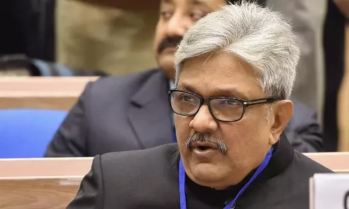 ജസ്റ്റിസ് കെ എം ജോസഫിന്റെ നിയമനം വൈകിപ്പിക്കാന്‍ കേന്ദ്രനീക്കം