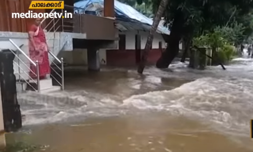 മലപ്പുറത്ത് ദുരിതാശ്വാസ പ്രവര്‍ത്തനങ്ങള്‍ പുരോഗമിക്കുന്നു; പാലക്കാട് വെള്ളം ഇറങ്ങിത്തുടങ്ങി