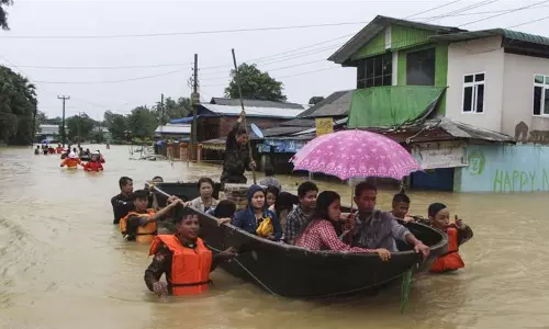 മ്യാന്‍മറില്‍ കനത്ത മഴയും വെള്ളപ്പൊക്കവും; 12 മരണം