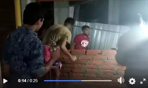 പ്രളയം വിഴുങ്ങിയ കുറിച്യർമല സ്‌കൂളിനായി 72 മണിക്കൂര്‍ കൊണ്ടൊരു സ്‌കൂളൊരുക്കി ഒരു കൂട്ടം ചെറുപ്പക്കാര്‍