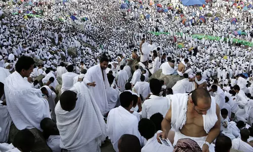 ഭക്തി നിർഭരം, അറഫാ