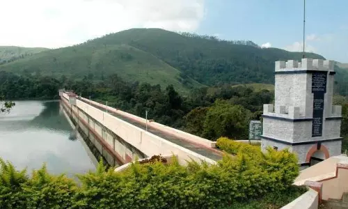 തമിഴ്നാടിനോട് ഓപറേറ്റിംഗ് മാനുവല് സമര്പ്പിക്കാന് മുല്ലപ്പെരിയാര് ഉന്നതാധികാര സമിതി തമിഴ്നാടിനോട് ഓപറേറ്റിംഗ് മാനുവല് സമര്പ്പിക്കാന് മുല്ലപ്പെരിയാര് ഉന്നതാധികാര സമിതി