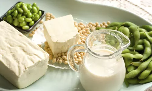 സ്ത്രീകളുടെ എല്ലുകളുടെ ആരോഗ്യത്തിന് സോയ പാലും ടോഫുവും