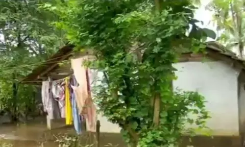 എറണാകുളത്ത് ദുരിതാശ്വാസ ക്യാമ്പിലുള്ളവര്‍ തിരികെ വീടുകളിലേക്ക്