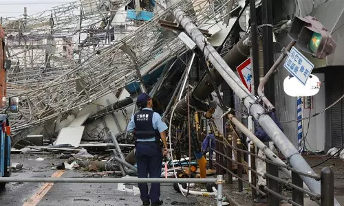 ജപ്പാനില്‍ നാശം വിതച്ച് ജെബി കൊടുങ്കാറ്റ്