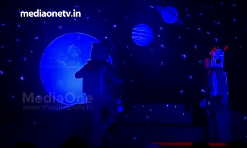 ബഹിരാകാശ പേടകങ്ങള്‍ കഥാപാത്രങ്ങള്‍; എന്ന് സ്വന്തം മംഗള്‍യാന്‍ അരങ്ങില്‍