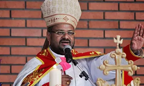 ജലന്ധര്‍ ബിഷപ്പ് കന്യാസ്ത്രീ മഠത്തിൽ താമസിച്ചത് സംശയാസ്പദമെന്ന് മുതിർന്ന വൈദികര്‍ 