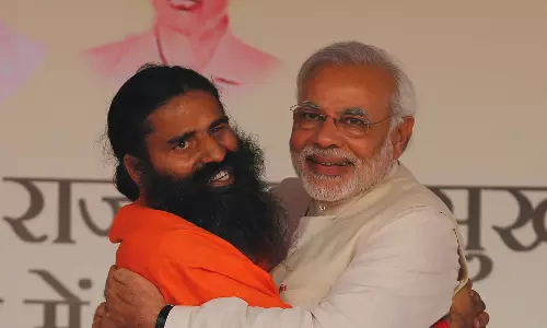 മോദിയും രാംദേവും മാറി വരുന്ന ഇന്ത്യൻ ജനതയും മോദിയും രാംദേവും മാറി വരുന്ന ഇന്ത്യൻ ജനതയും