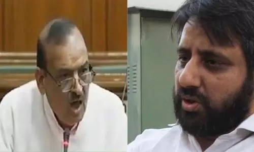 എ.എ.പി എം.എല്‍.എ അമാനത്തുല്ല ഖാനെ തീവ്രവാദിയെന്ന് വിളിച്ച് ബി.ജെ.പി എം.എല്‍.എ; മറുപടിയുമായി കെജ്രിവാള്‍   