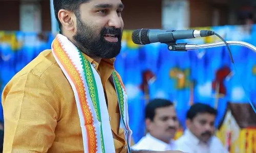 ’ആര്‍.എസ്.എസ് കാര്യാലയങ്ങള്‍ റെയ്ഡ് ചെയ്യണം; നേതാക്കന്മാരെ അറസ്റ്റ് ചെയ്ത് ചോദ്യം ചെയ്യണം’ വി.ടി ബല്‍റാം