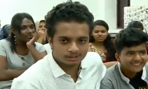 ആശങ്ക ആത്മവിശ്വാസത്തിന് വഴി മാറി; പുതുചരിത്രം കുറിച്ച് ട്രാന്‍സ്ജെന്‍ഡര്‍ വിദ്യാര്‍ഥികള്‍ രാജകീയ കലാലയത്തില്‍