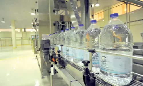 ഹജ്ജ്: ഈ വര്‍ഷം വിതരണം ചെയ്യുന്നത് 75 ലക്ഷം സംസം ബോട്ടിലുകള്‍