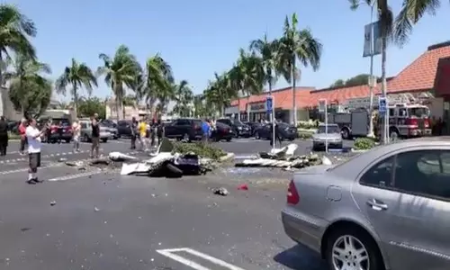 കാലിഫോര്‍ണിയയില്‍ ചെറുവിമാനം തകര്‍ന്നു വീണ് 5 മരണം